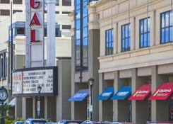 
                                	        Rockville Town Center: Regal Cinema
                                    