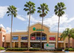 Improving shopping centers in urban 
